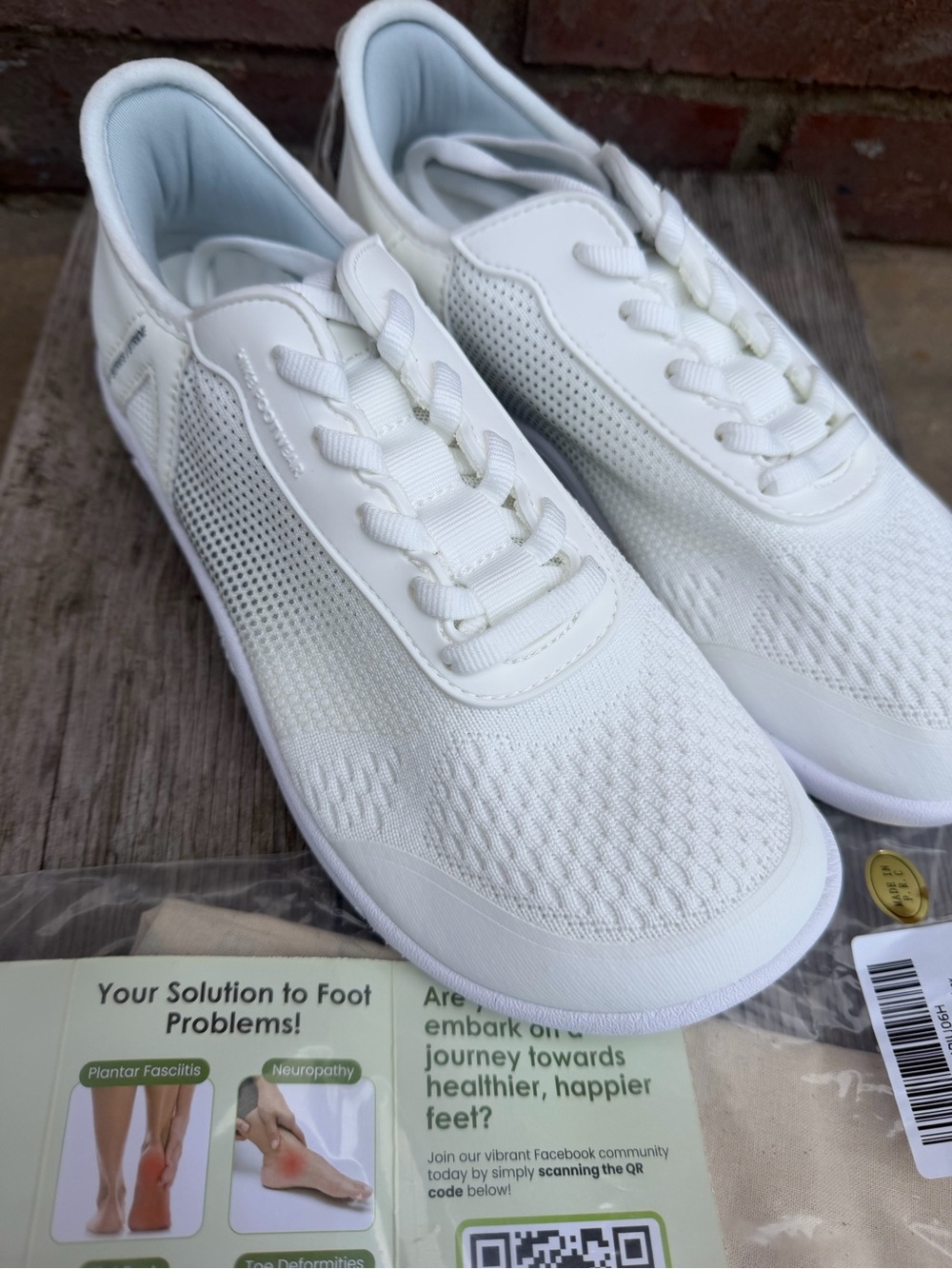 Hike unisex sneakers- white